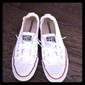 Converse “shoreline” white sneakers